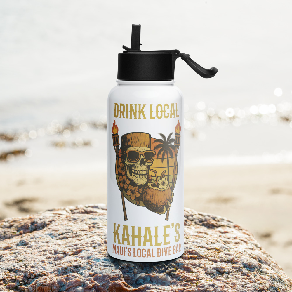 Stainless steel water bottle with a straw lid